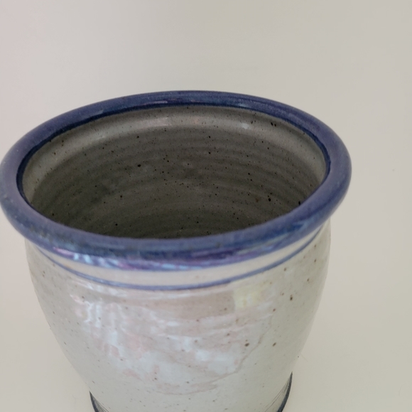 Crock Pottery Salt Glazed Blue Gray Stoneware Utensil Holder - Picture 3 of 4